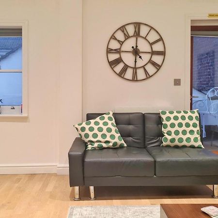 Modern & Central, Perfect Beach Getaway- 2Min Walk Hove Esterno foto